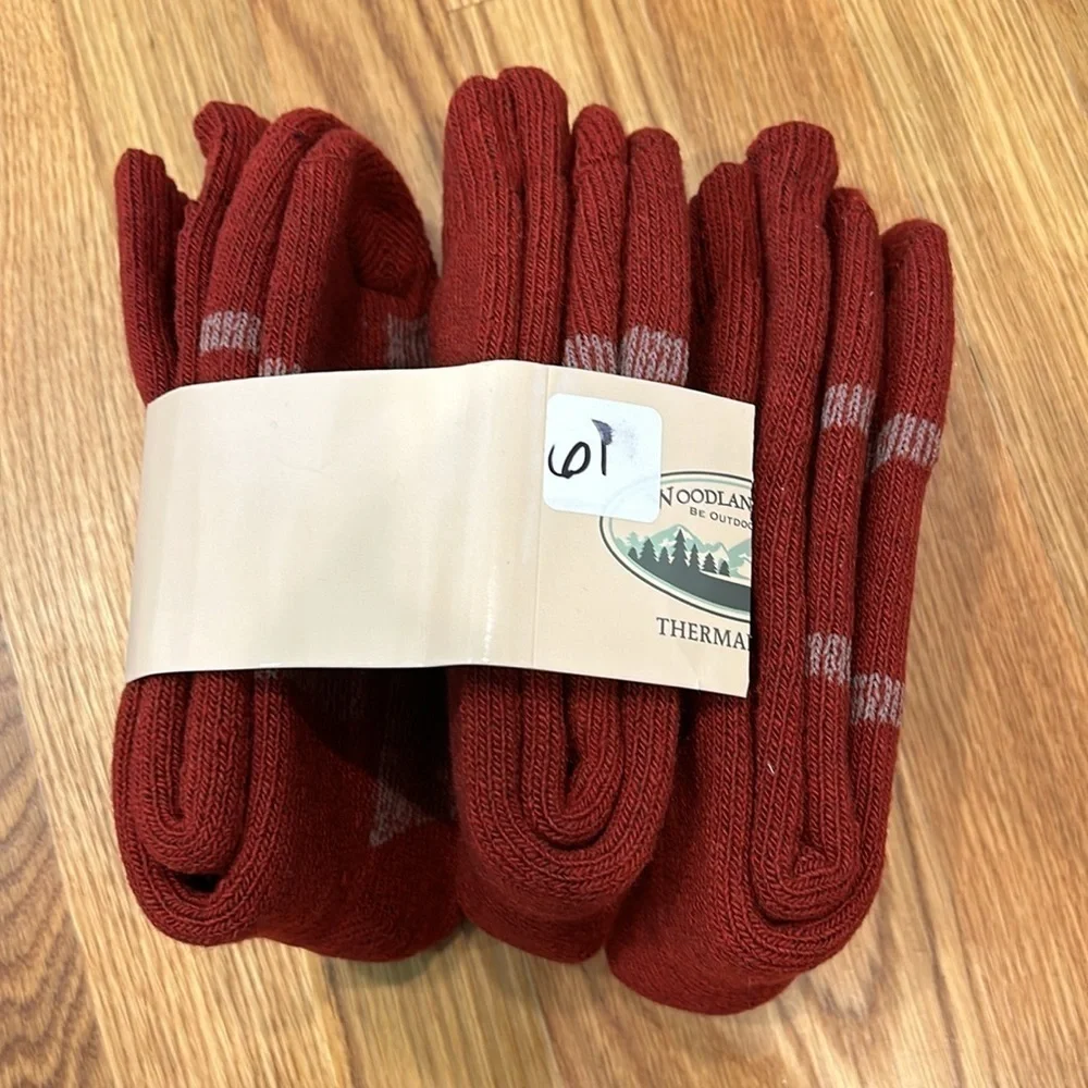 New Woodland Creek outdoor thermal socks cranberry red shoe size 4-10.5 pack 3